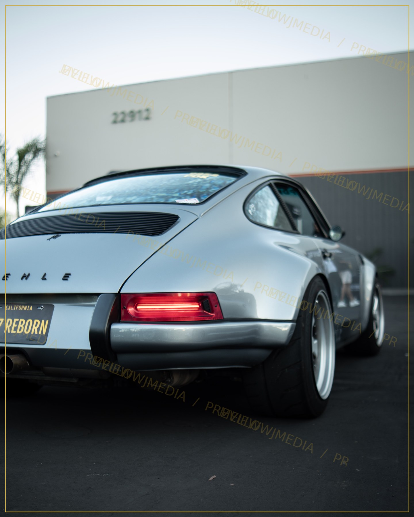 Silver Rear Glow watermarked preview