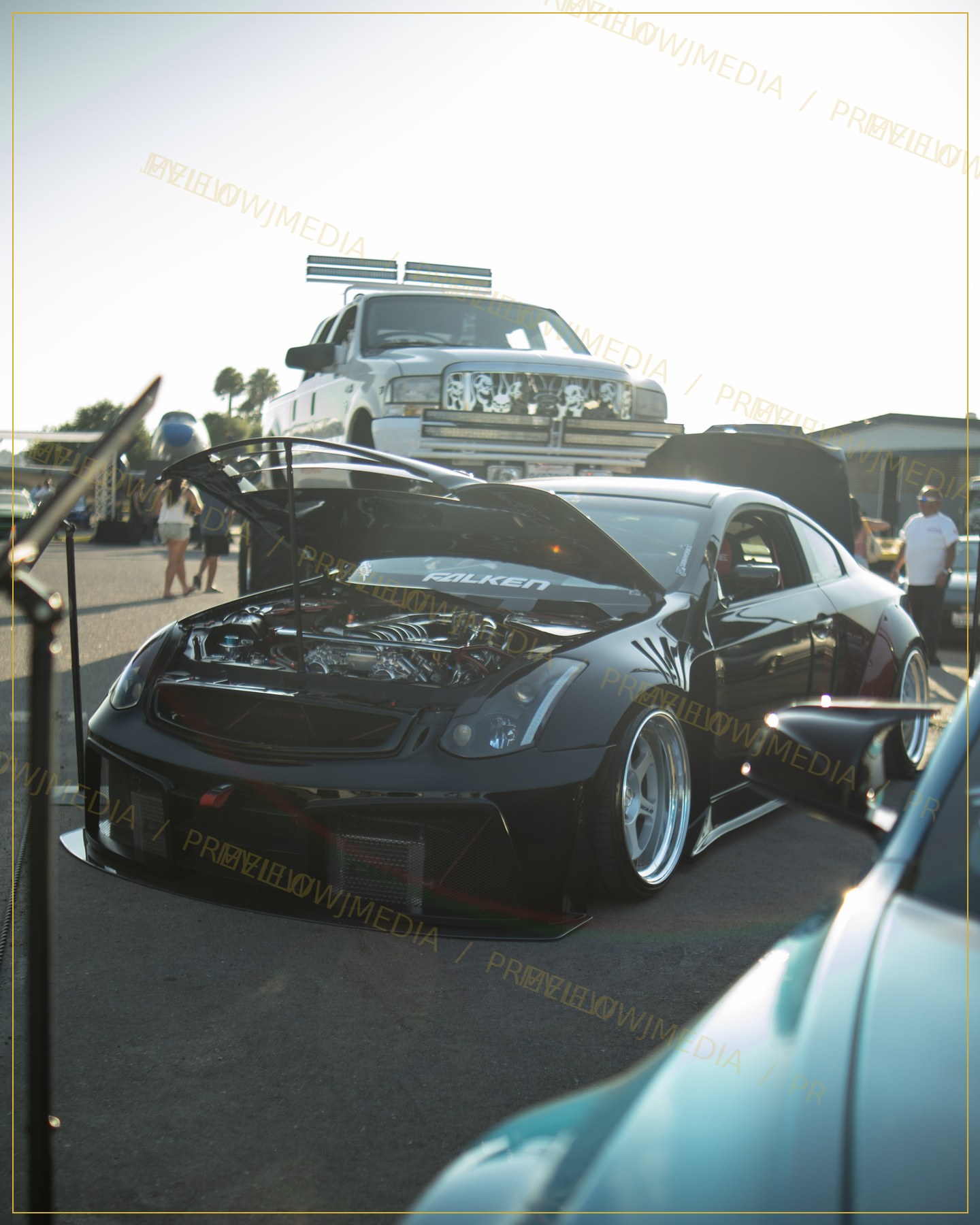 Lowlight Show Stance watermarked preview